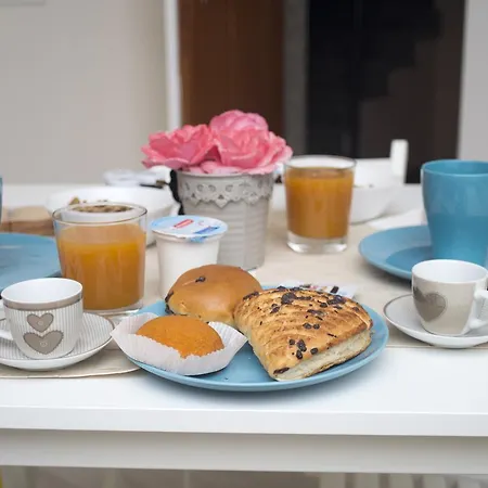 Couette-café Gaudium Pompéi